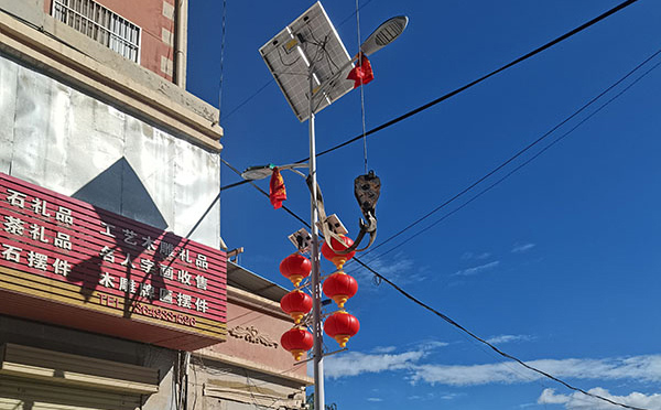 隆子智慧路灯如何实现城市节能管理